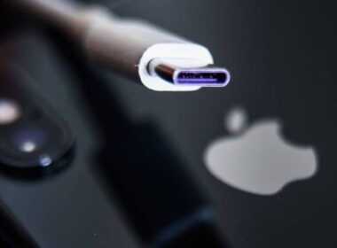 Apple-is-Being-Compelled-to-Alter-Chargers-in-Europe-as-the-EU-Authorizes-a-Redesign