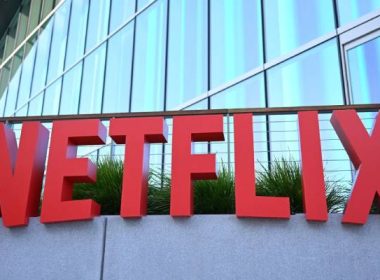 Netflix Cuts Subscription Prices