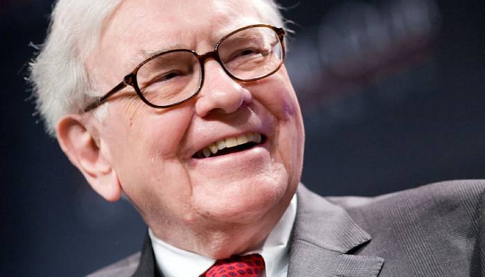 Buffet says Apple is the best company