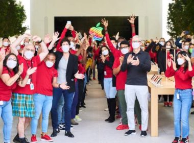 Unionized Apple Retail Employees want Tips from Customers